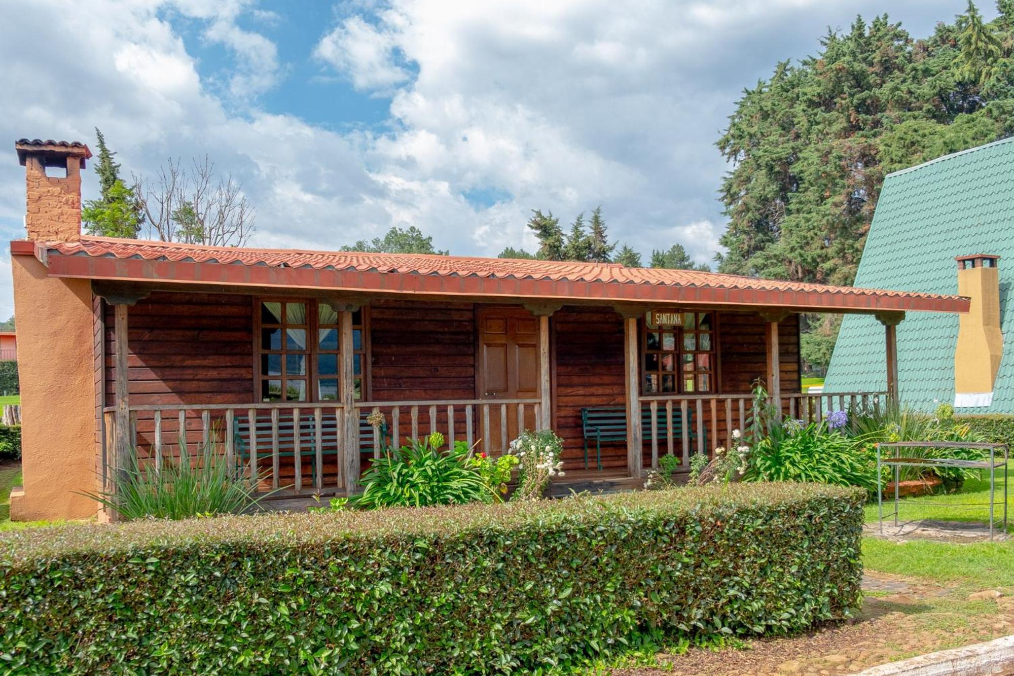 Zirahuen Forest And Resort Exterior photo