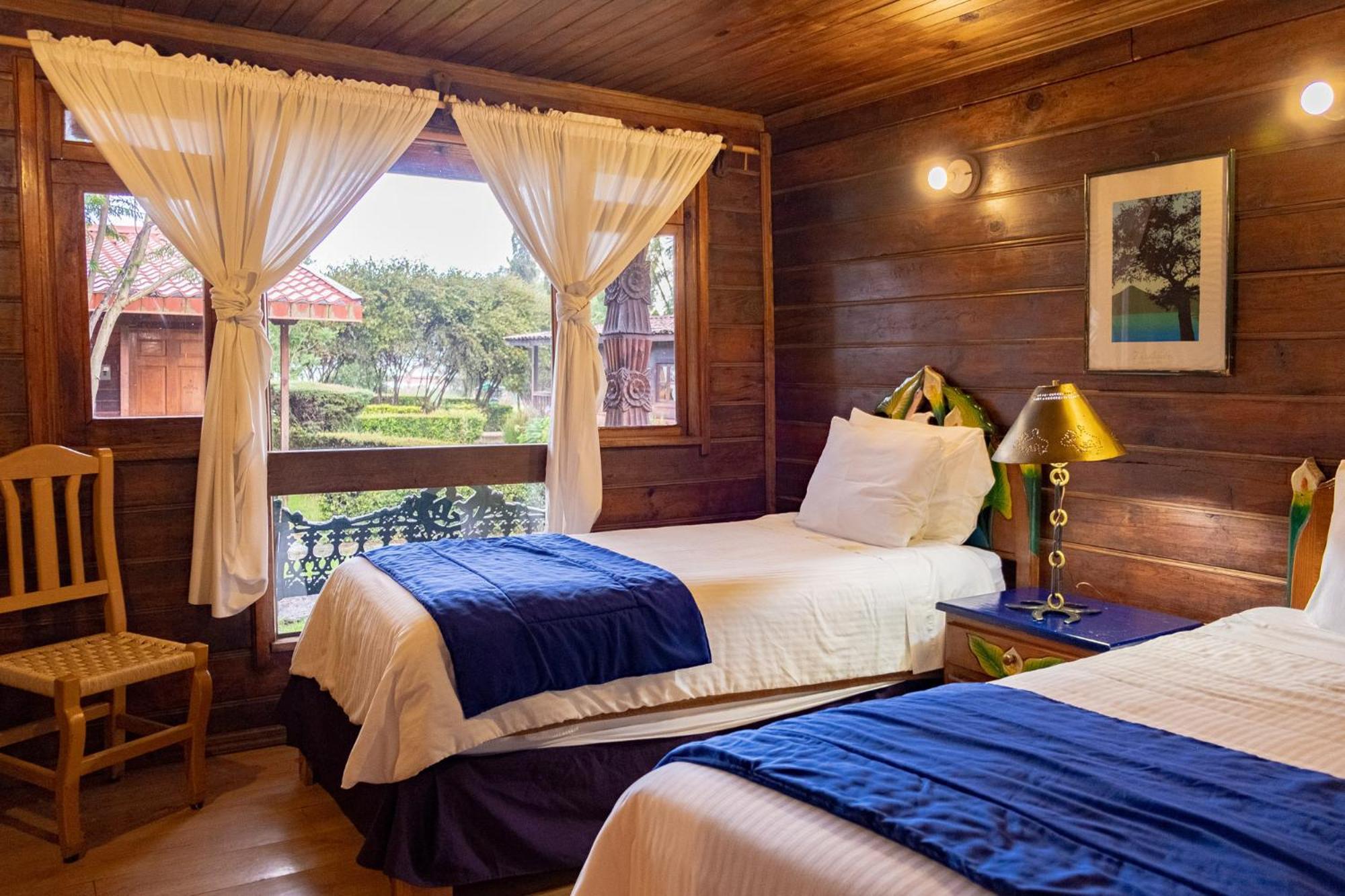 Zirahuen Forest And Resort Exterior photo